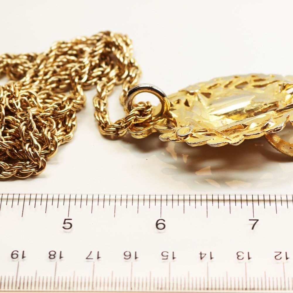 Lion's Head Doorknocker Necklace - Picture 5 of 8